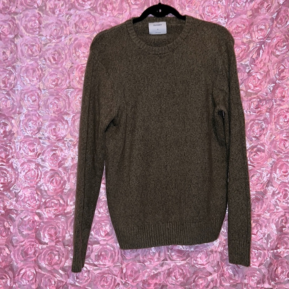 Hunter green sweater
